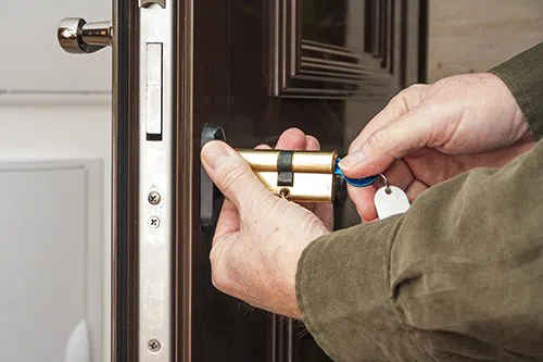 Tampa Emergency Locksmiths Tampa, FL 813-280-3425 - emergency-unlock