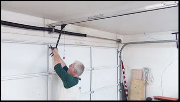 Tampa Emergency Locksmiths Tampa, FL 813-280-3425 - garage-door-installation