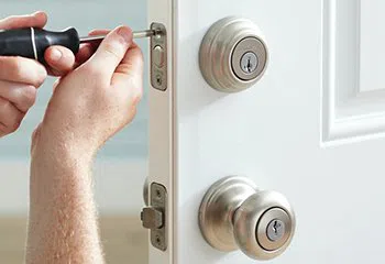 Tampa Emergency Locksmiths Tampa, FL 813-280-3425 - install-new-lock